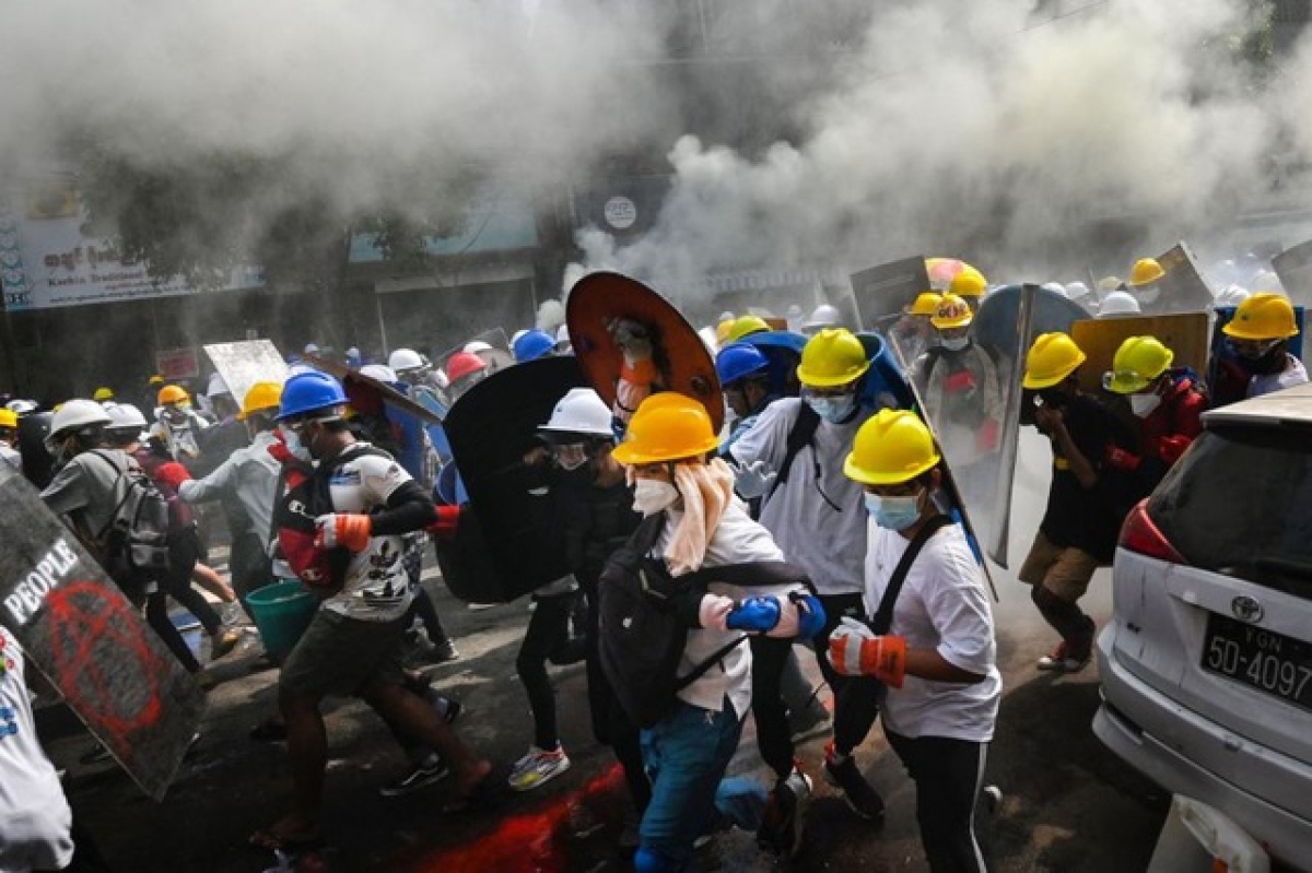 Vietnam calls on Myanmar to end violence for civilian safety